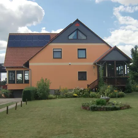 Fuer 5 Personen In Radewege- Berlin By Interhome * Radewege