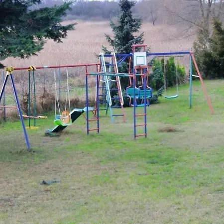 Fuer 5 Personen In Radewege- Berlin By Interhome * Radewege